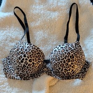 Fabulous By Victoria's Secret Leopard Print Liner Demo Bra in Black and Tan